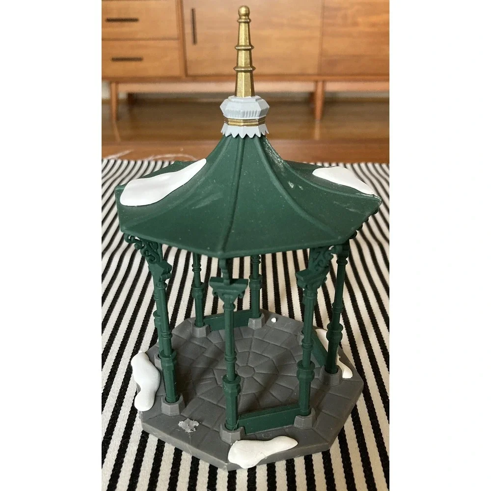 Dept 56 Heritage Village Accessories Town Square Gazebo 5513-1 Retired 1989-1997